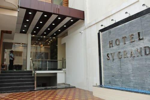 Hotel S V Grand バラナシ エクステリア 写真