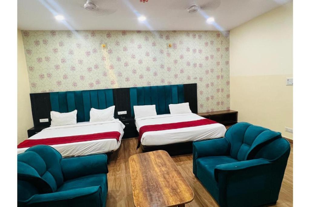 Hotel S V Grand バラナシ エクステリア 写真